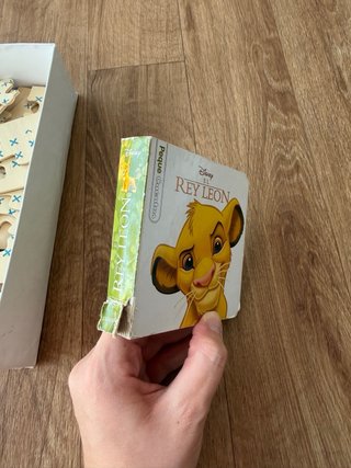 Pack El Rey León: libro + cuento