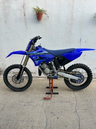 Yamaha YZ 125
