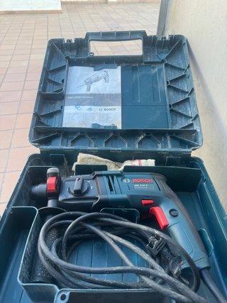 Taladro percutor Bosch GBH 2-20 D