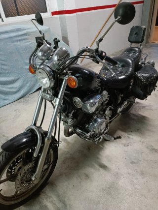 Moto Yamaha Virago 1100