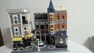 LEGO Creator Expert 10255 Assembly Square