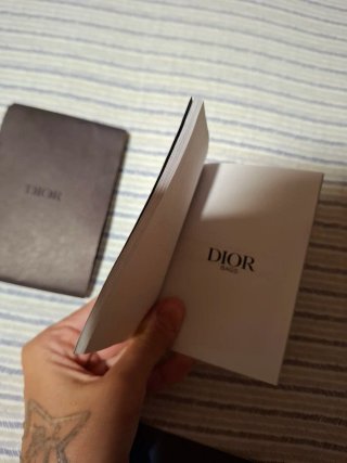 Carta Dior