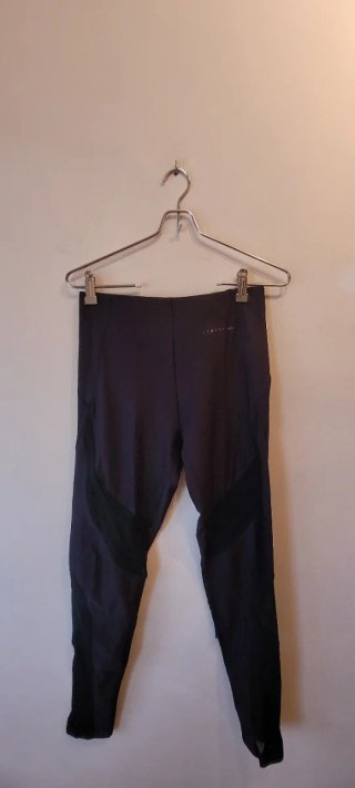 Set di abbigliamento sportivo da donna