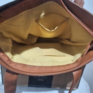 Bolso de mano marrón