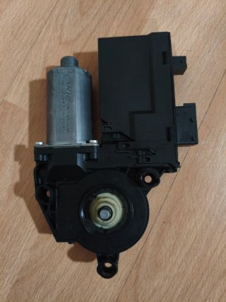 Elevalunas Dcho Peugeot 307CC Brose