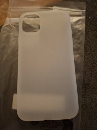 Funda móvil iPhone 11 translúcida