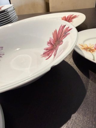 Colección Porcelana Flores Vajilla