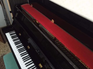 Piano Vertical Acústico Hyundai