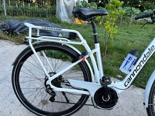 Bicicleta Eléctrica Cannondale 250W