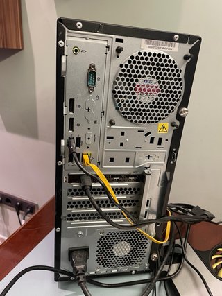 Lenovo Thinkstation P330 - Intel Xeon