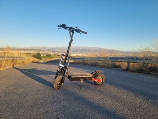 Patinete Eléctrico 6000W 50Ah