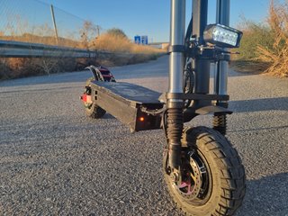 Patinete Eléctrico 6000W 50Ah