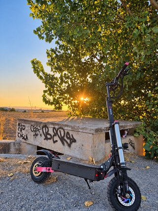 Patinete Eléctrico 6000W 50Ah