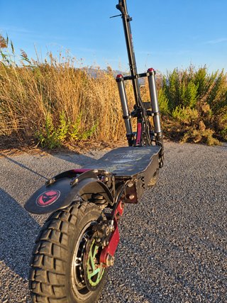 Patinete Eléctrico 6000W 50Ah