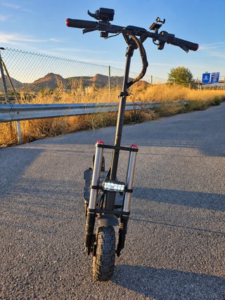 Patinete Eléctrico 6000W 50Ah