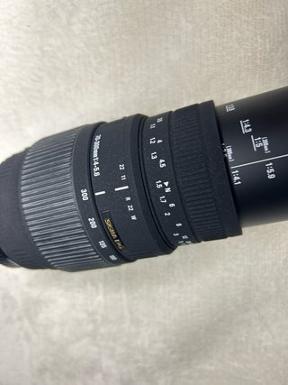 Objetivo Sigma 70-300mm