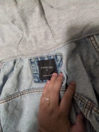 Chaqueta vaquera con capucha Talla M