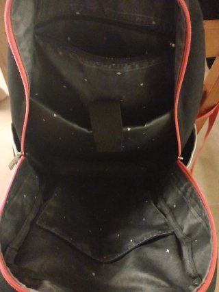 Mochila Mr. Wonderful negra con parches