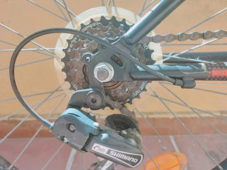 Bicicleta Montaña B'TWIN Negra y Roja
