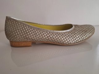 Bailarinas de piel trenzada