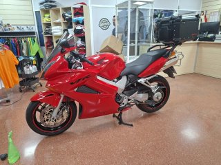 Honda VFR-800 Roja