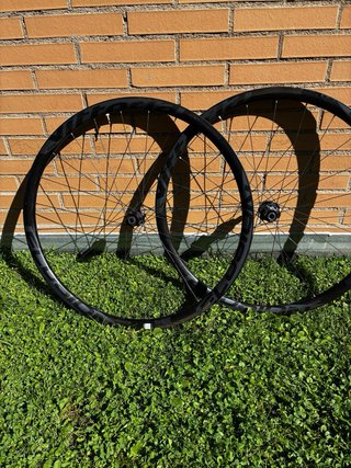 Ruedas Vittoria Elusion Carbon Disc