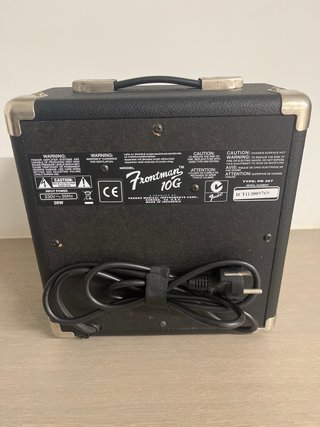 Amplificador Fender Frontman 10G