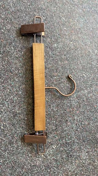 Perchas de madera