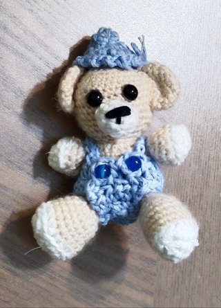 Osito de peluche hecho a crochet