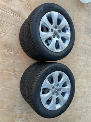 Llantas Opel insignia 225/55/R17/101Y