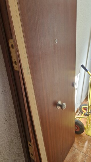Puerta blindada maciza seguridad 3 cierres