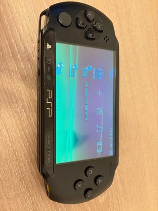 PSP Street Negra con cargador