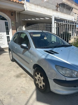 Peugeot 206 2004