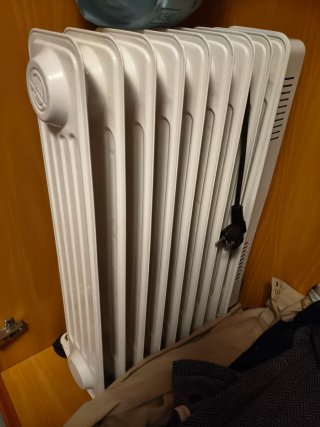 Radiador eléctrico beige/blanco