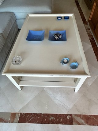 Mesa de centro blanca decapada