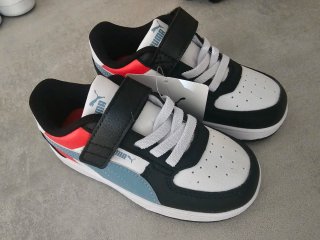 Tenis Puma Niño con Etiqueta