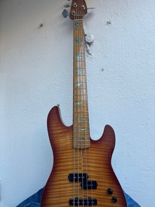 Sire P10 5 cuerdas