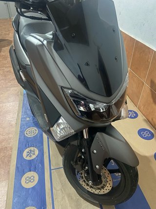 Yamaha NMAX 125 ABS Gris