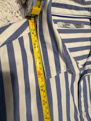 Camisa Rayas Azules y Blancas Bershka M hombre