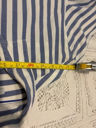 Camisa Rayas Azules y Blancas Bershka M hombre