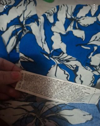Vestido Sfera floral azul e branco tam L