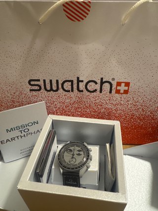 Reloj Swatch x Omega Mission to Earthphase