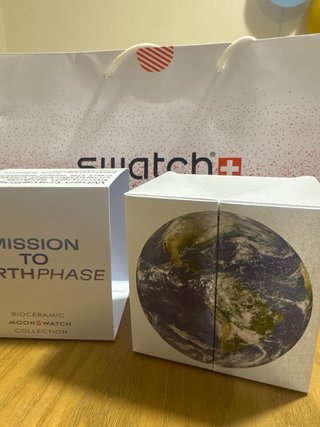 Reloj Swatch x Omega Mission to Earthphase