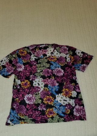 Maglia donna fantasia floreale