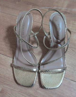 Sandalias doradas Primark Talla 39