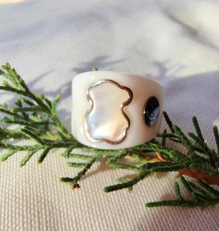 Anillo Tous Resina y Nácar