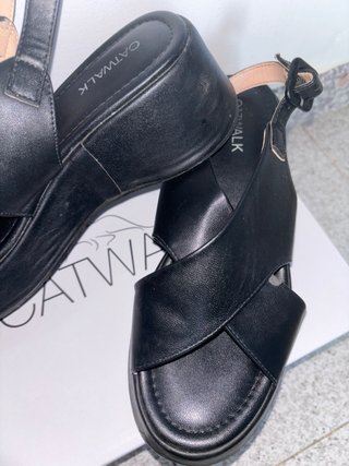 Sandalias negras
