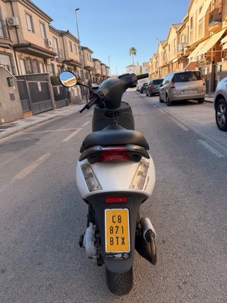Piaggio Zip SP