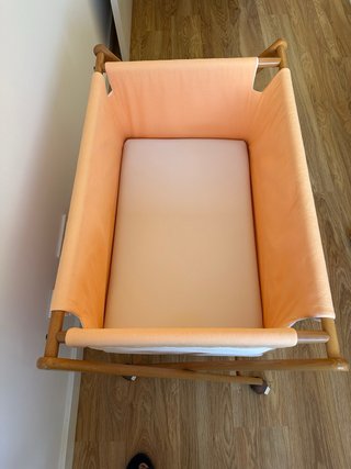 Minicuna / Moisés bebé con ruedas