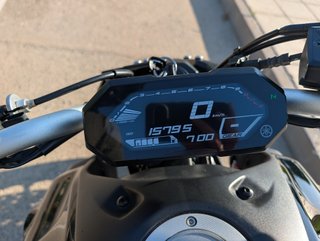 Yamaha MT-07 Pure 2023 A2 – Único propietario
